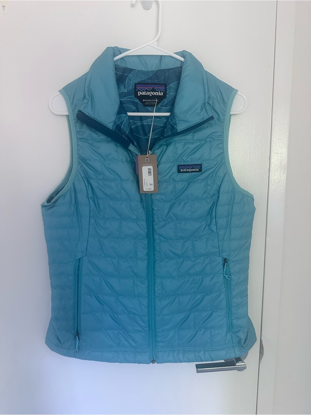 NWT Patagonia Women’s Nano Puff Vest Teal Blue PrimaLoft Size M $149